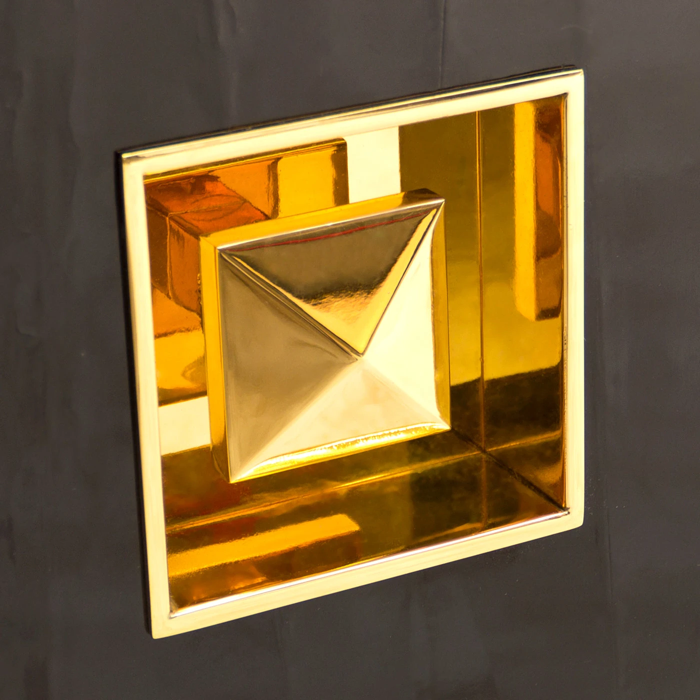 Jonathan Adler Crawford Cabinet Étagère & Cabinets 16 Jonathan Adler Crawford Cabinet Étagère & Cabinets